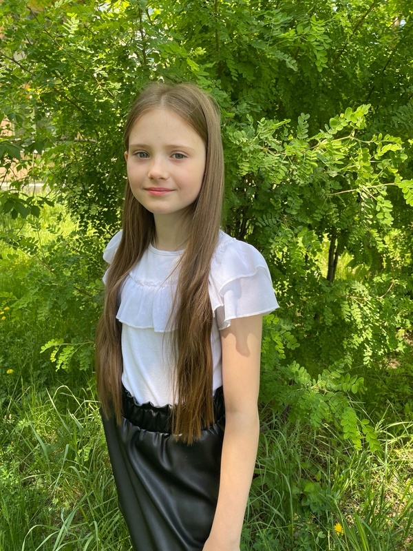 Костенко Ксения.